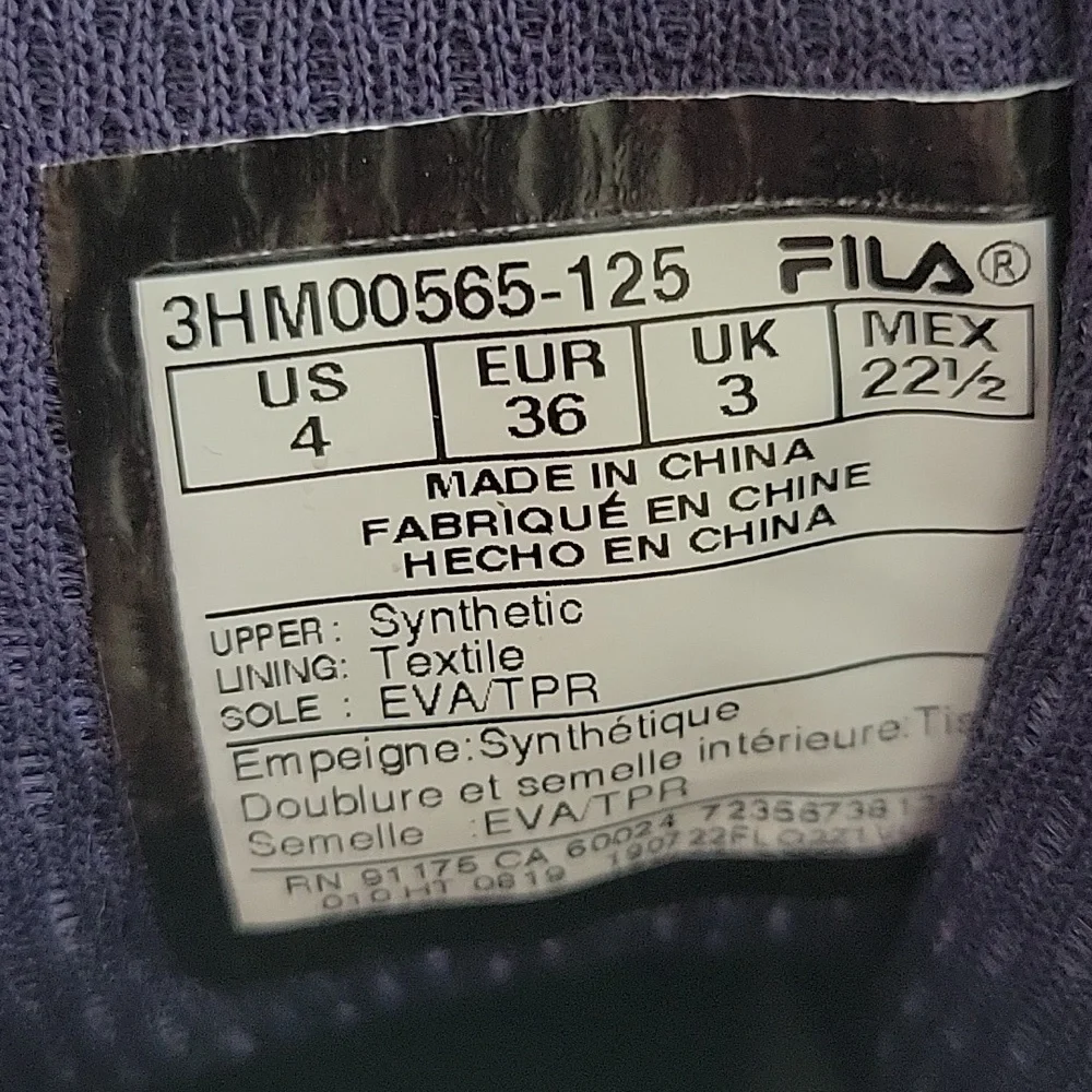 Fila High Top White Shoes, Size 4